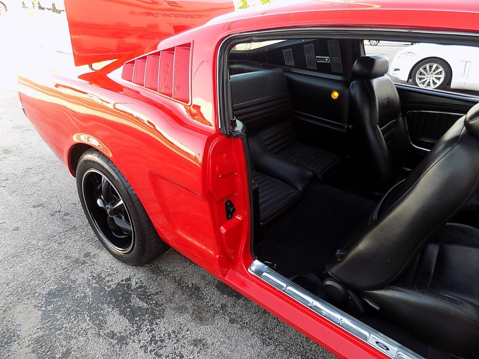 1965 FORD MUSTANG FASTBACK  AIR CONDITIONED  RESTO MOD