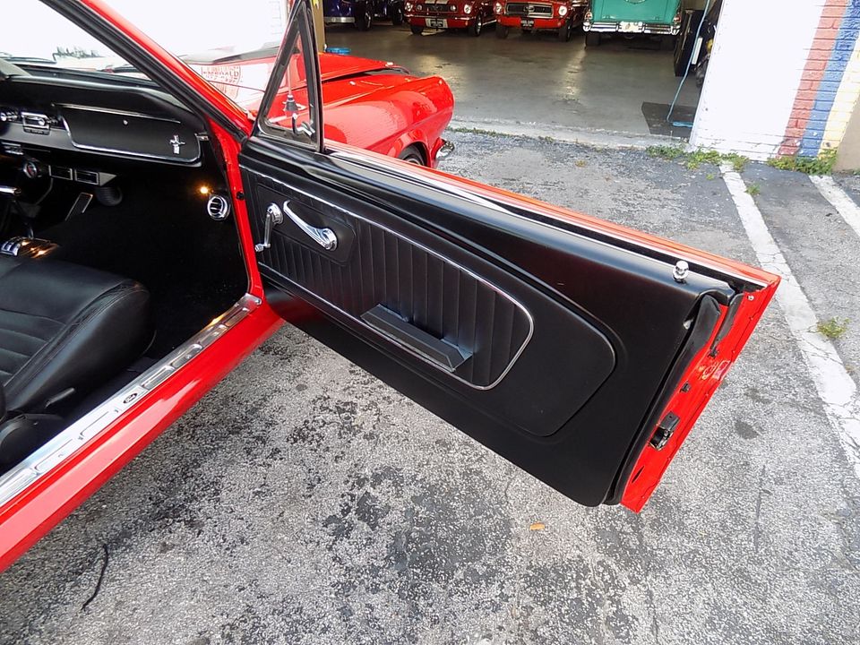 1965 FORD MUSTANG FASTBACK  AIR CONDITIONED  RESTO MOD
