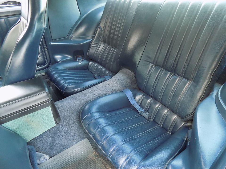 1982 CHEVROLET CAMARO Z 28 4 SPEED MANUAL TRANS