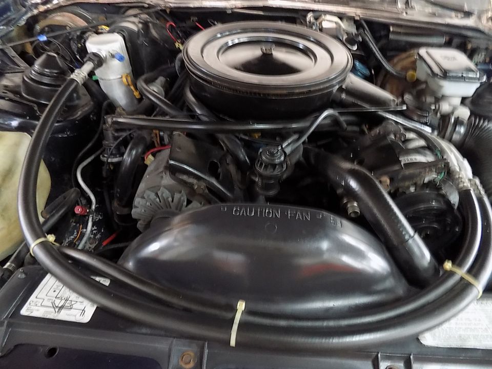 1982 CHEVROLET CAMARO Z 28 4 SPEED MANUAL TRANS