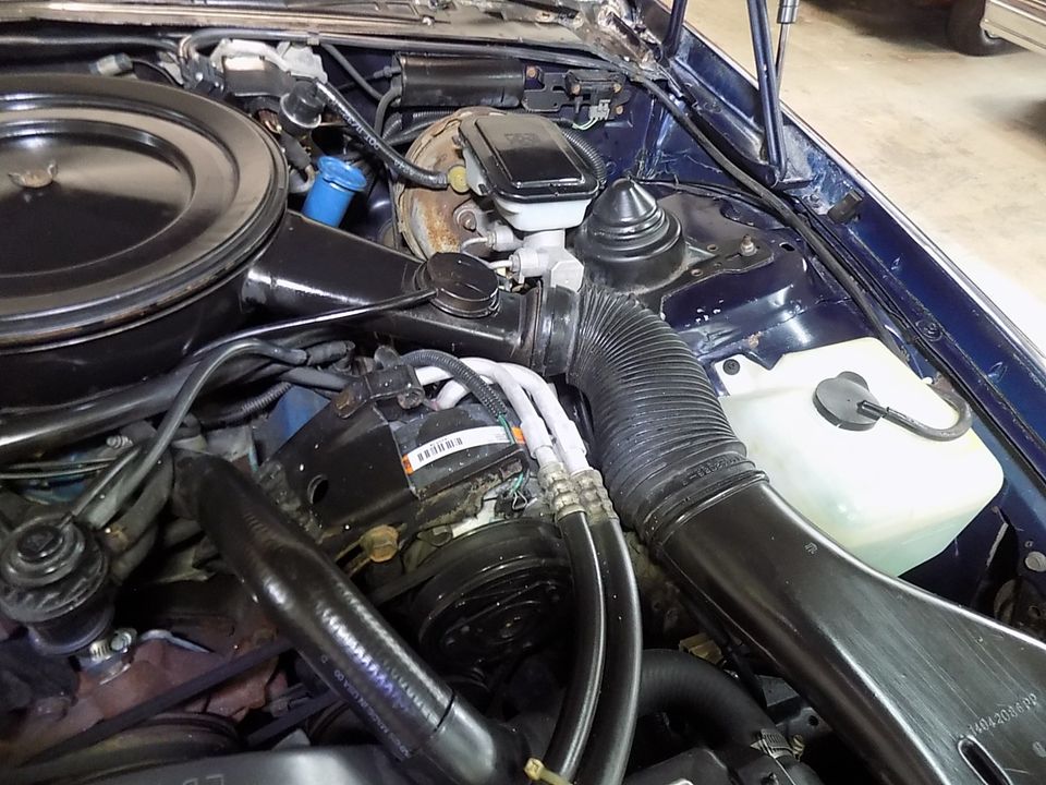 1982 CHEVROLET CAMARO Z 28 4 SPEED MANUAL TRANS