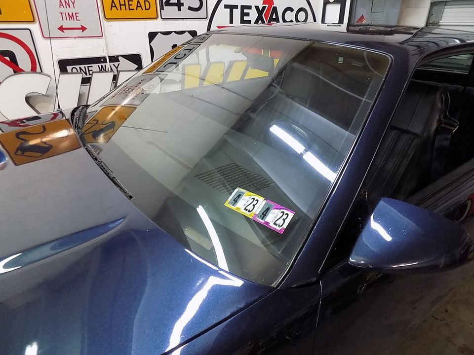 1982 CHEVROLET CAMARO Z 28 4 SPEED MANUAL TRANS