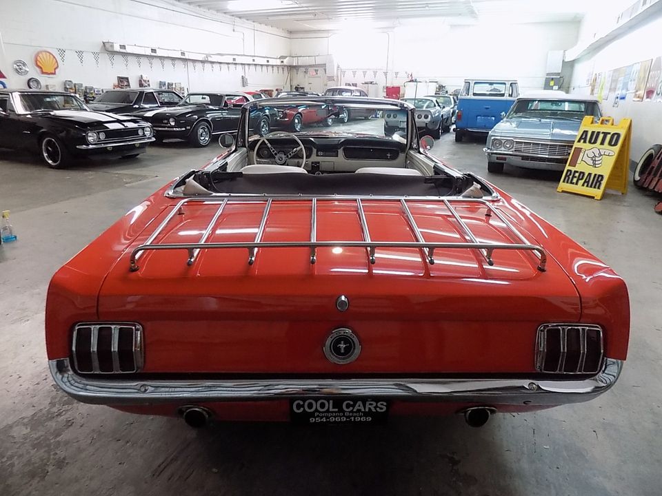 1965 FORD MUSTANG