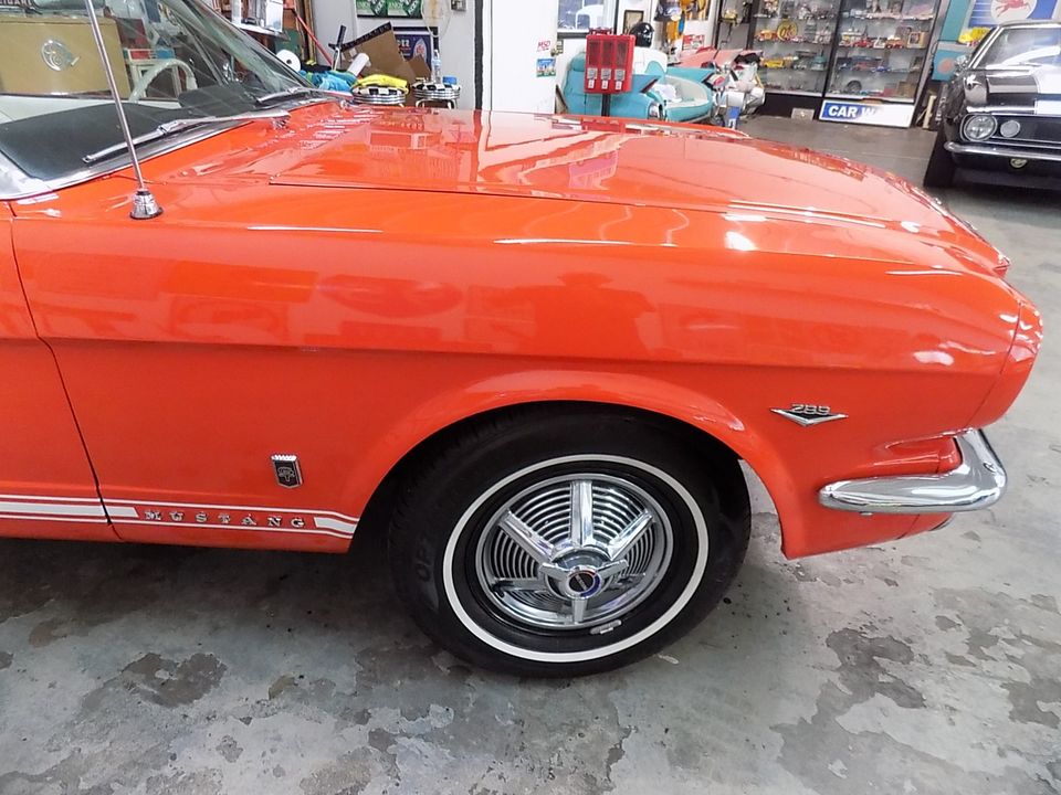 1965 FORD MUSTANG