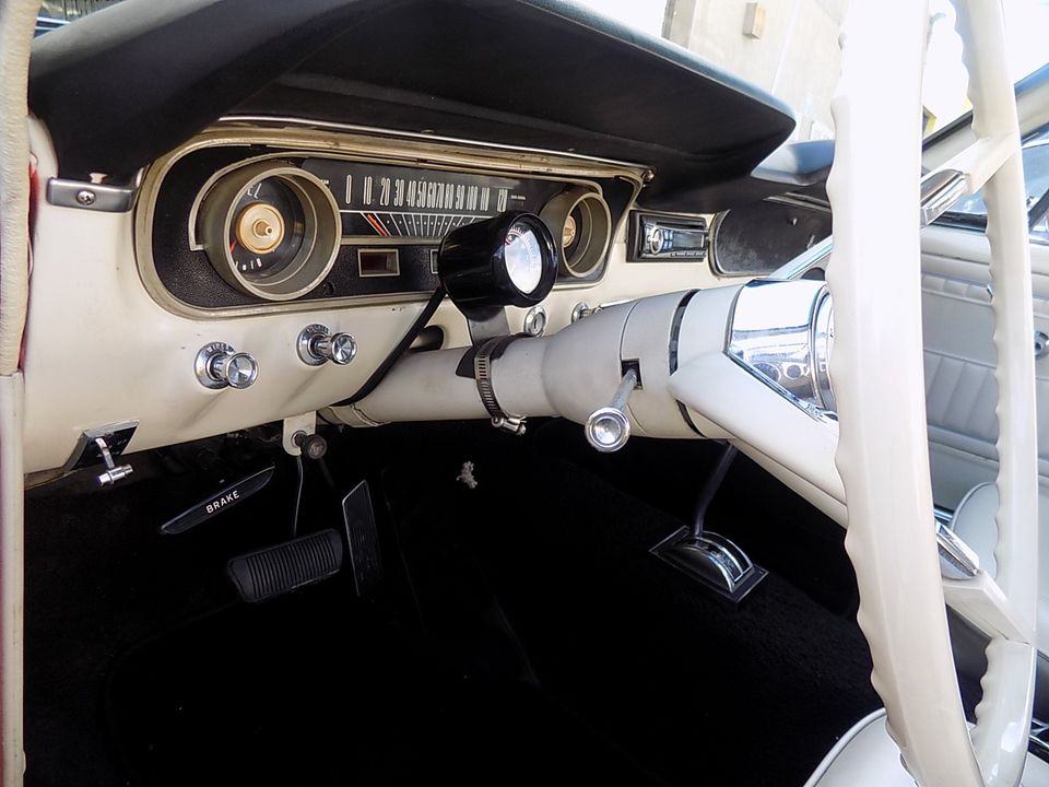 1965 FORD MUSTANG