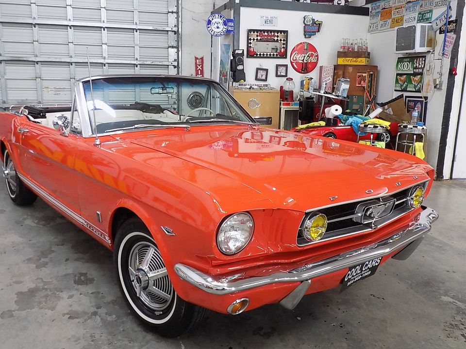 1965 FORD MUSTANG