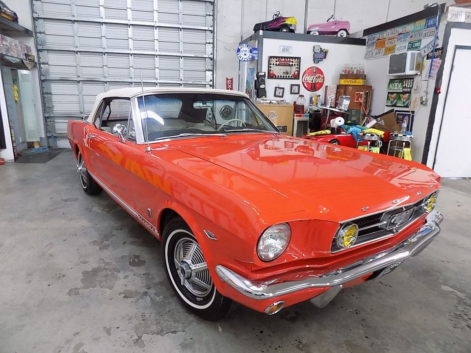 1965 FORD MUSTANG