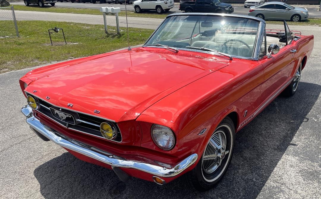 1965 FORD MUSTANG