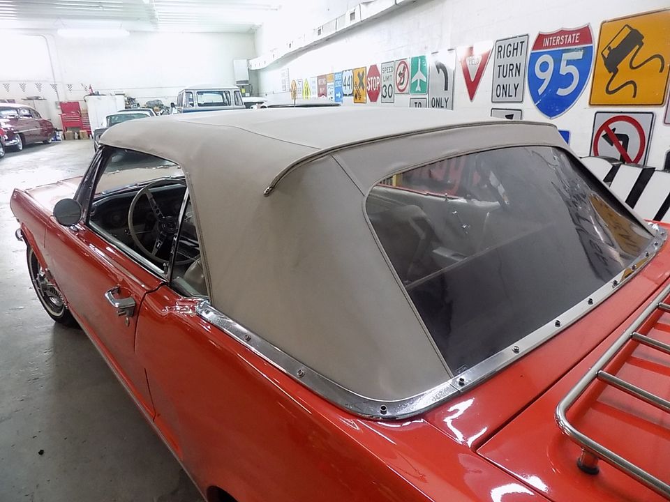 1965 FORD MUSTANG