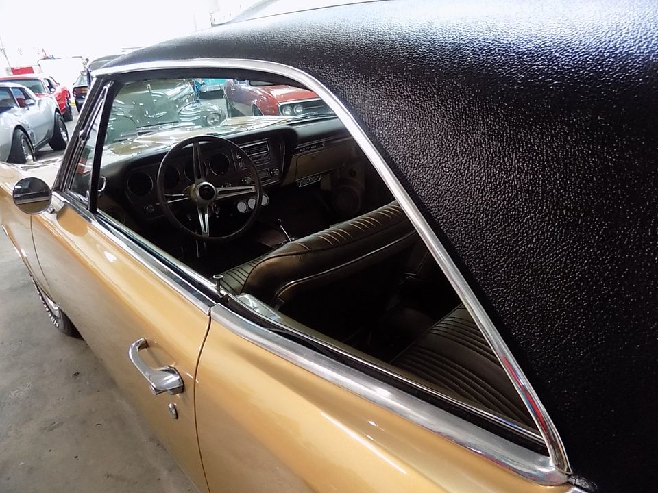 1967 PONTIAC GTO  WITH AIR CONDITIONING