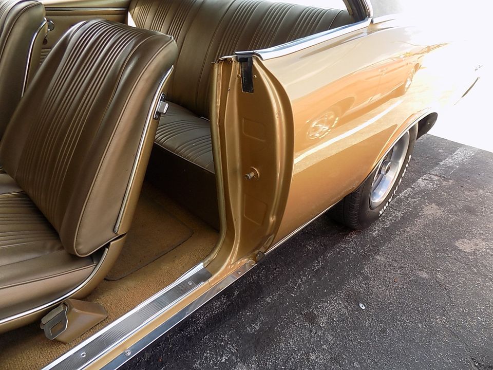 1967 PONTIAC GTO  WITH AIR CONDITIONING