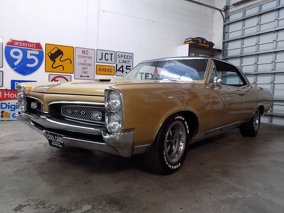 1967 PONTIAC GTO  WITH AIR CONDITIONING