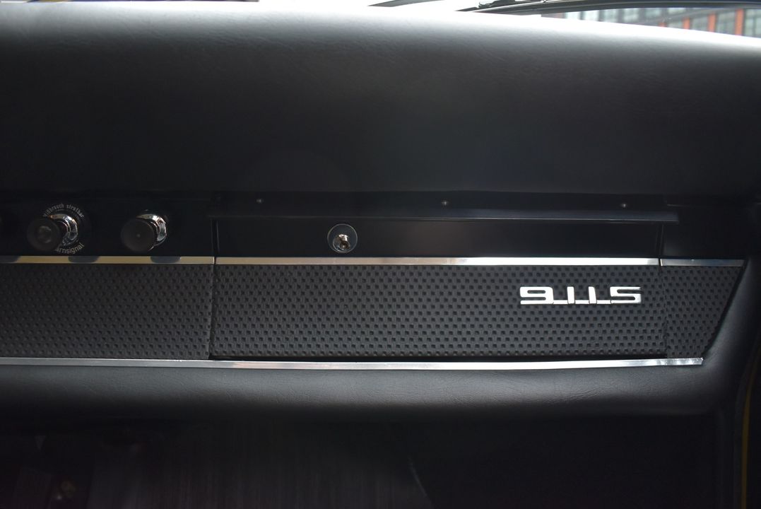 1967 Porsche 911S Sunroof