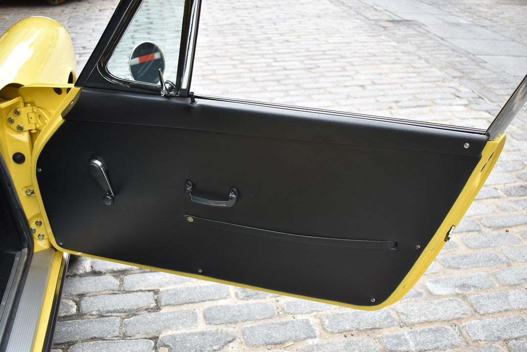 1967 Porsche 911S Sunroof