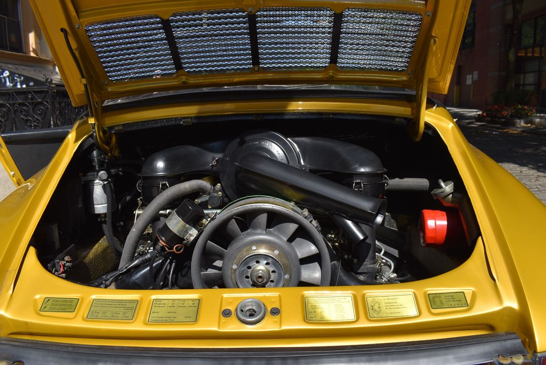 1971 Porsche 911E Factory Soft Window Targa - 1 of 1