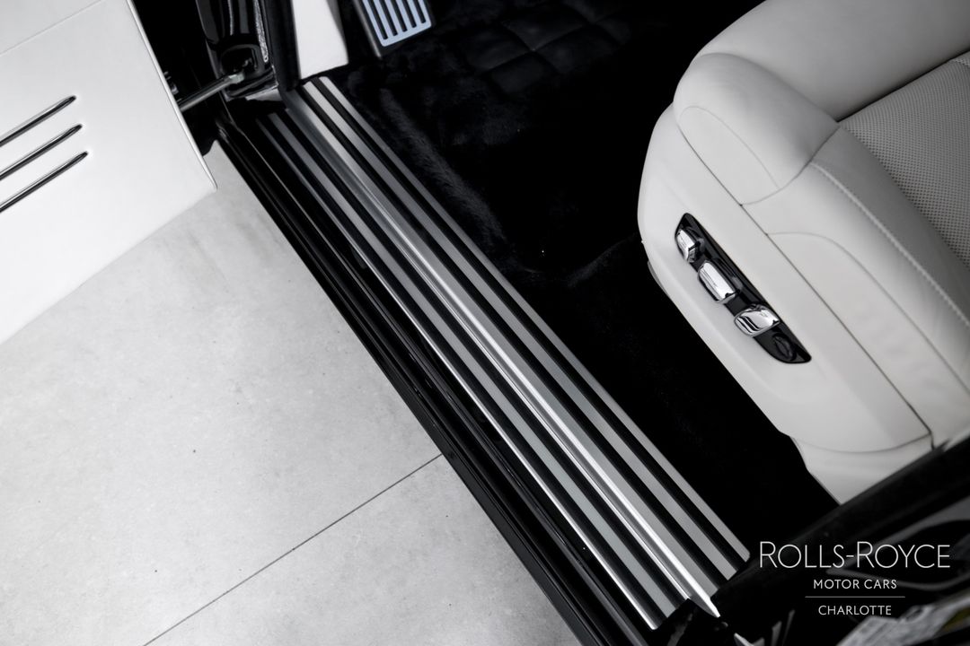 2025 Rolls-Royce Phantom