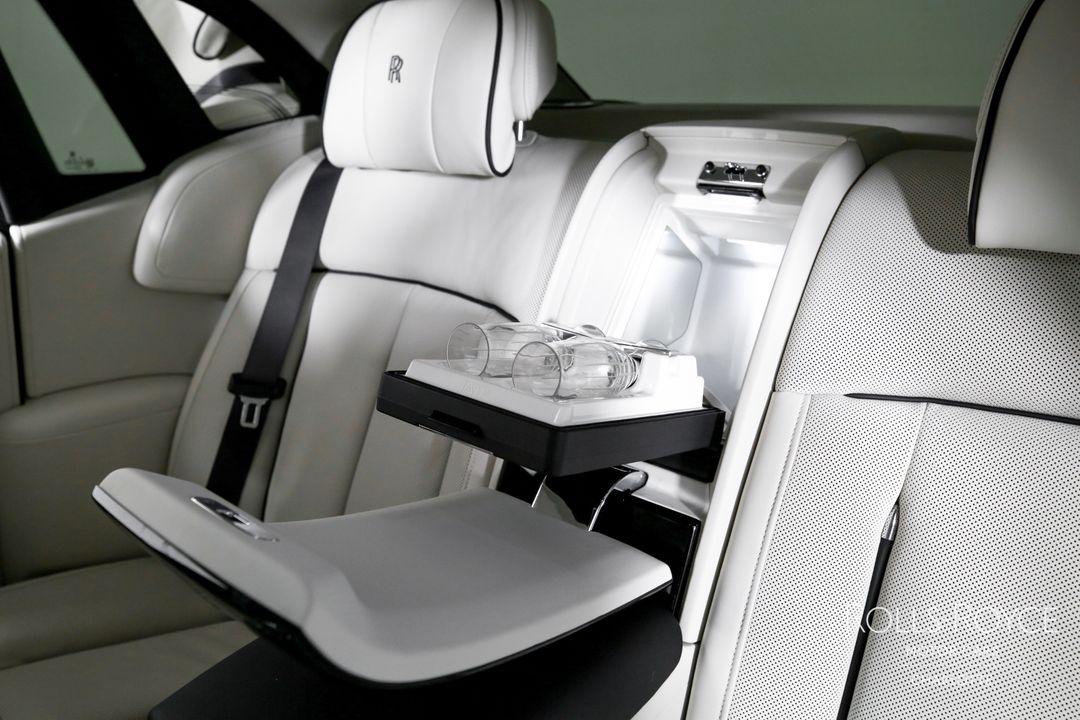 2025 Rolls-Royce Phantom