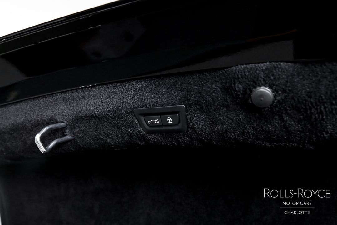 2025 Rolls-Royce Phantom