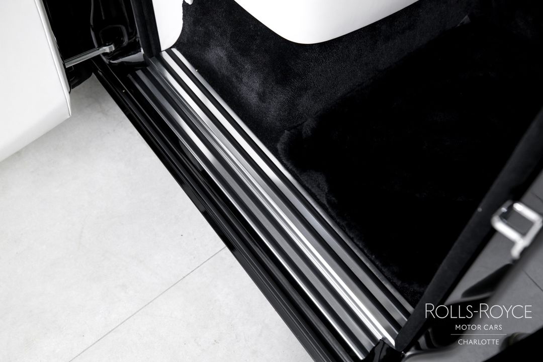 2025 Rolls-Royce Phantom