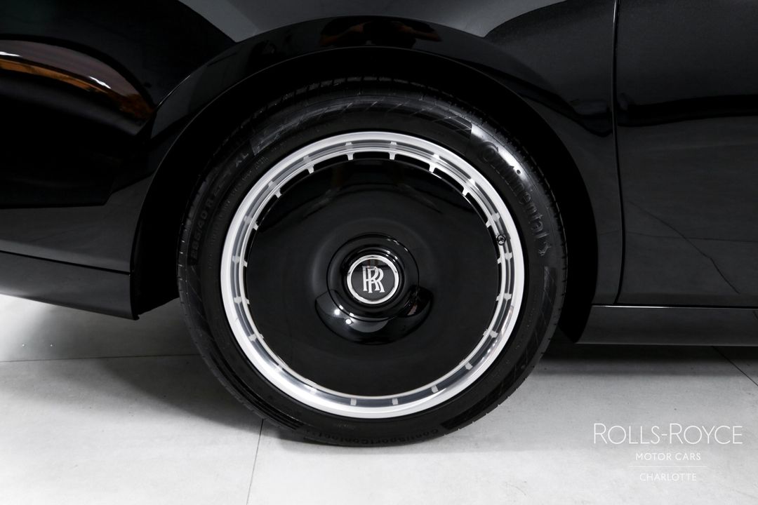 2025 Rolls-Royce Phantom