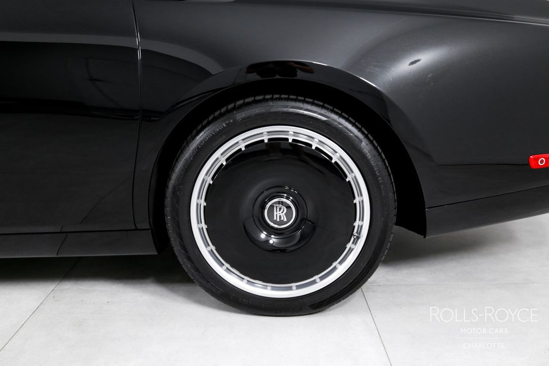 2025 Rolls-Royce Phantom