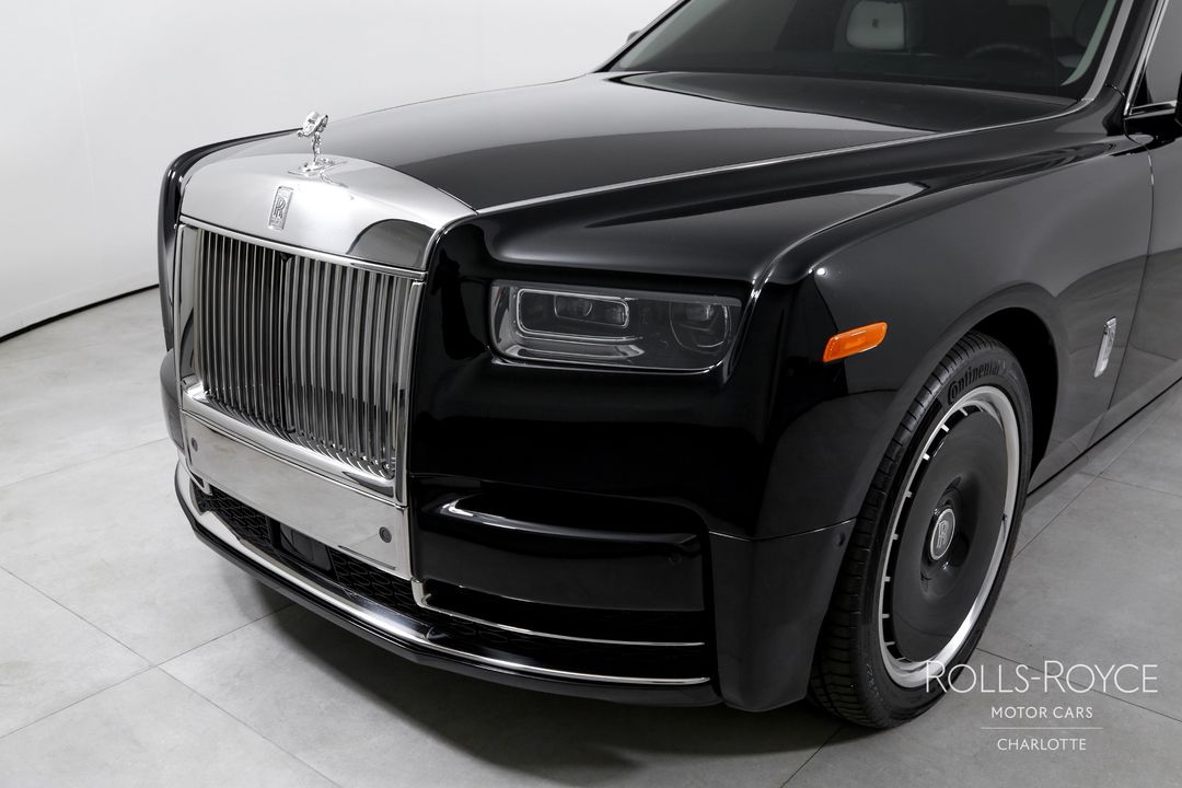 2025 Rolls-Royce Phantom