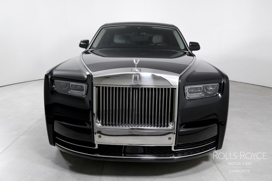 2025 Rolls-Royce Phantom