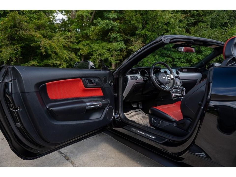 2015 Ford Mustang