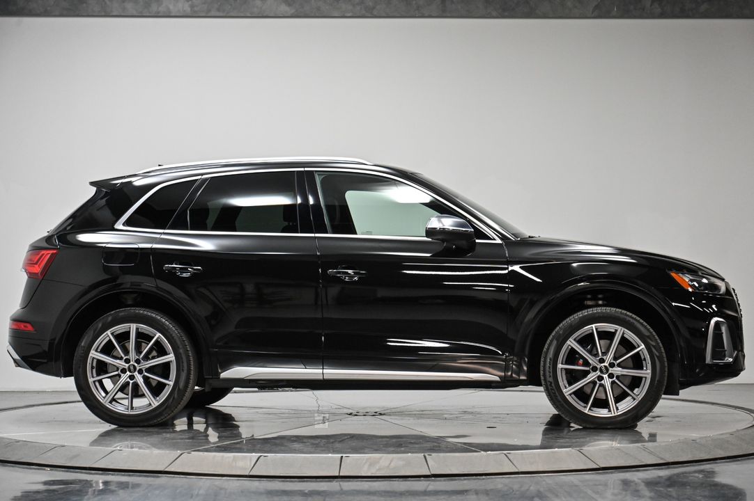 2022 Audi SQ5
