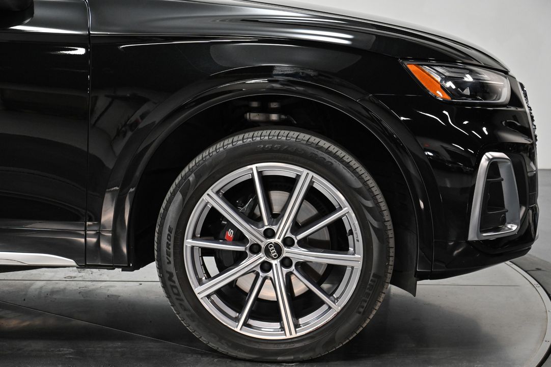 2022 Audi SQ5