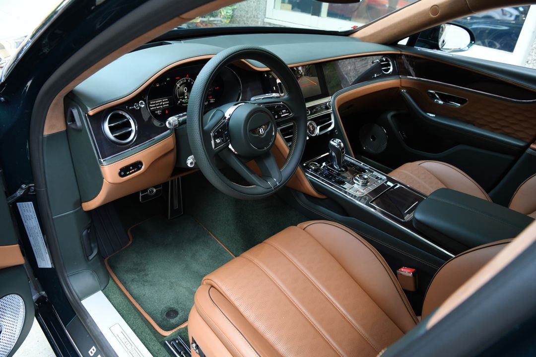 2025 Bentley Flying Spur