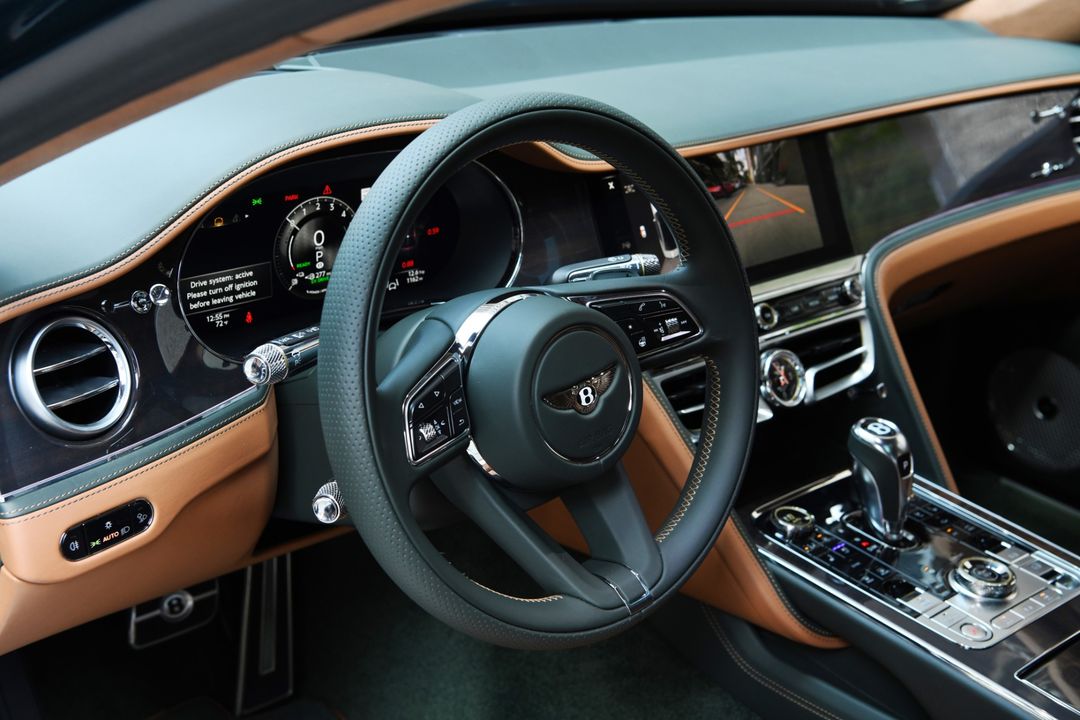 2025 Bentley Flying Spur