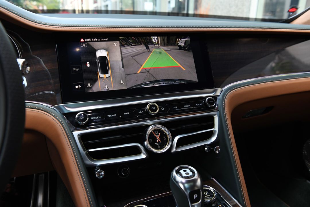 2025 Bentley Flying Spur