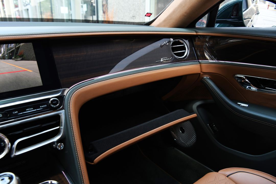 2025 Bentley Flying Spur