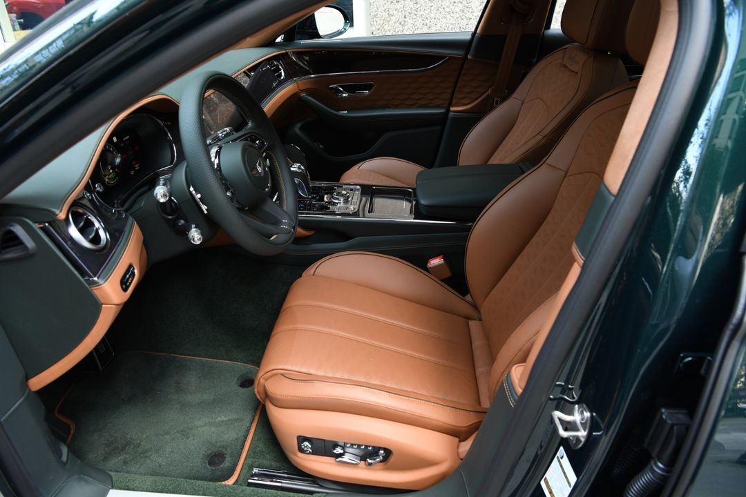 2025 Bentley Flying Spur
