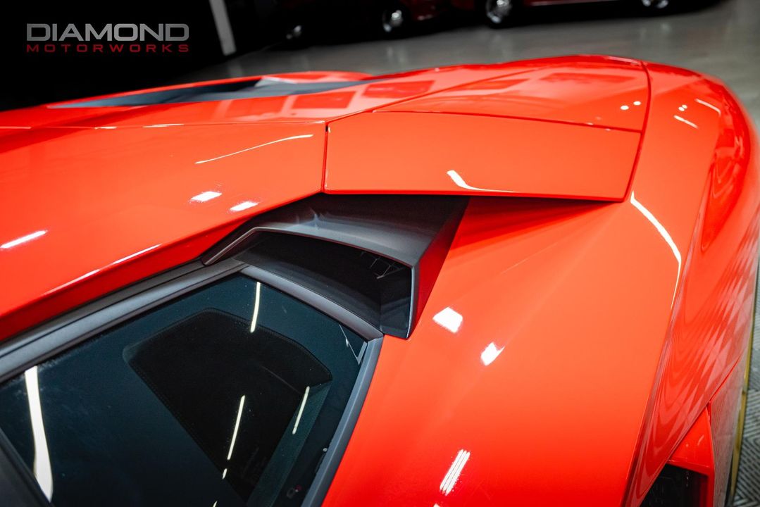 2017 Lamborghini Aventador