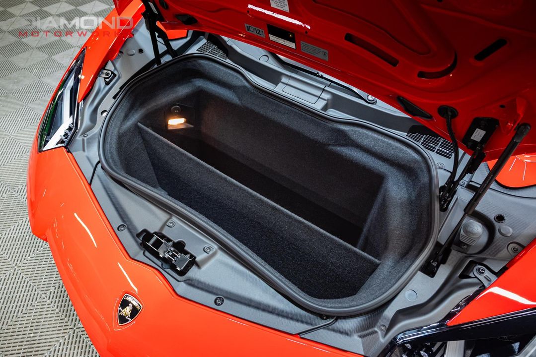 2017 Lamborghini Aventador