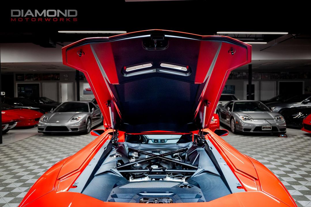 2017 Lamborghini Aventador