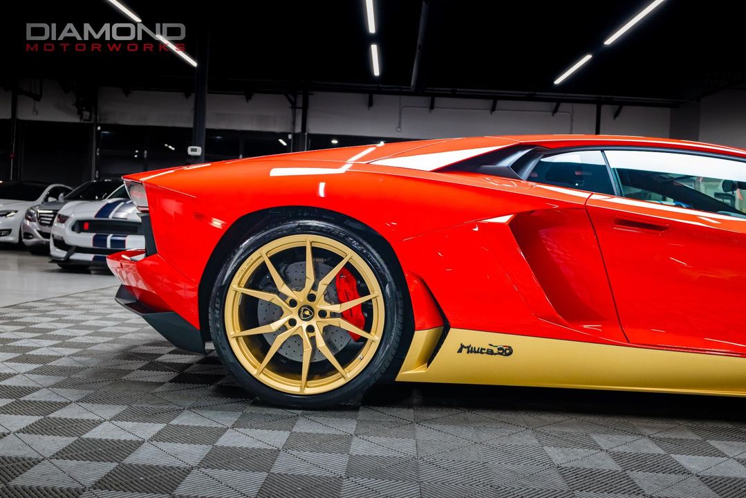 2017 Lamborghini Aventador