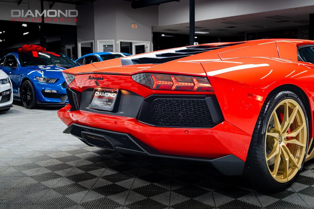 2017 Lamborghini Aventador