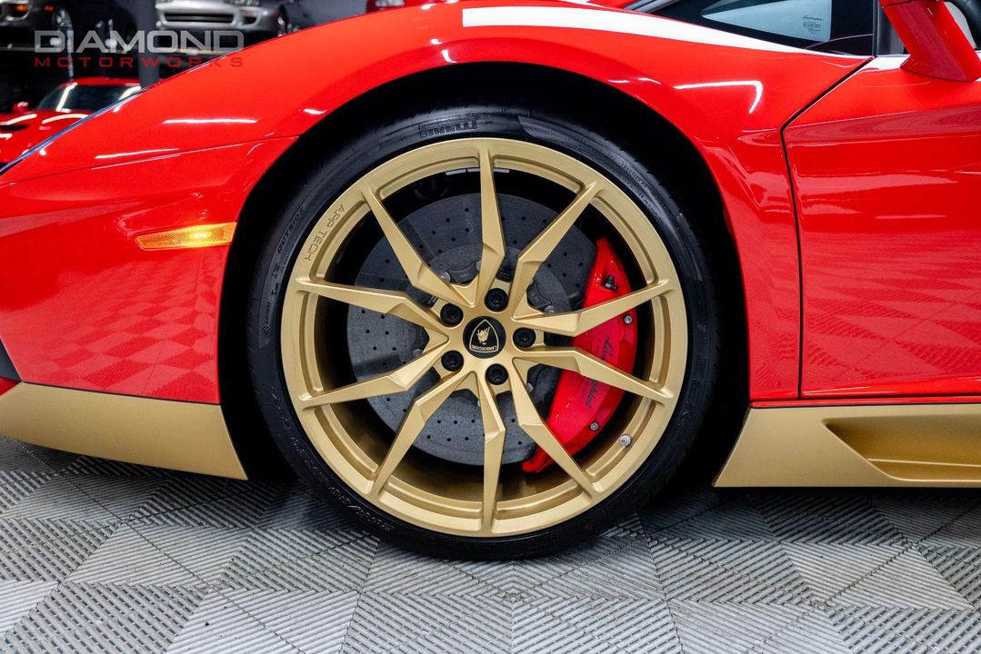 2017 Lamborghini Aventador