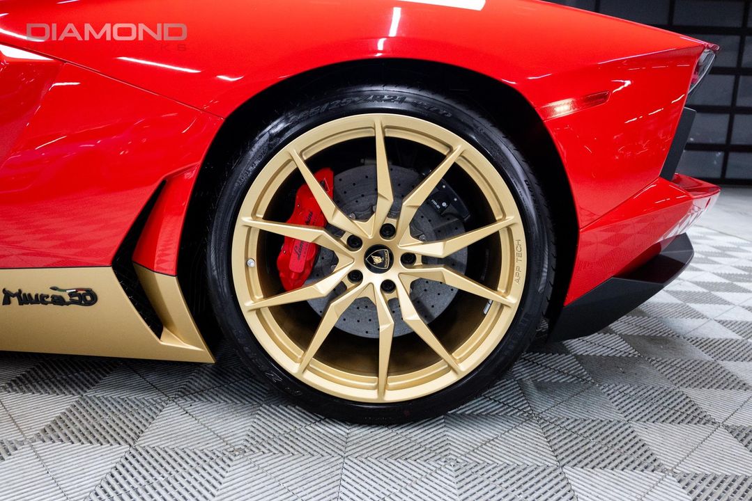 2017 Lamborghini Aventador
