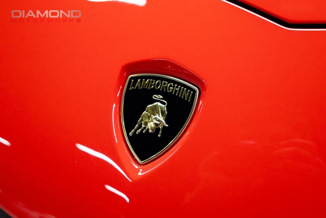 2017 Lamborghini Aventador