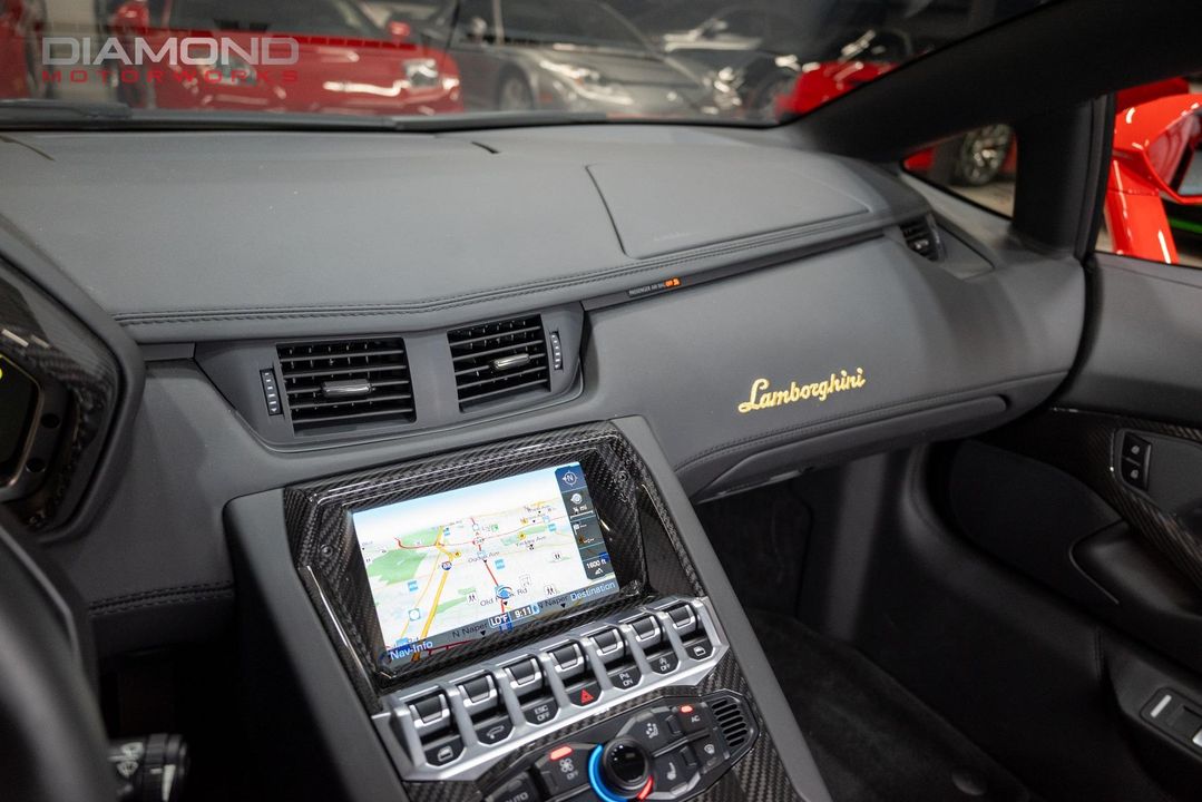 2017 Lamborghini Aventador