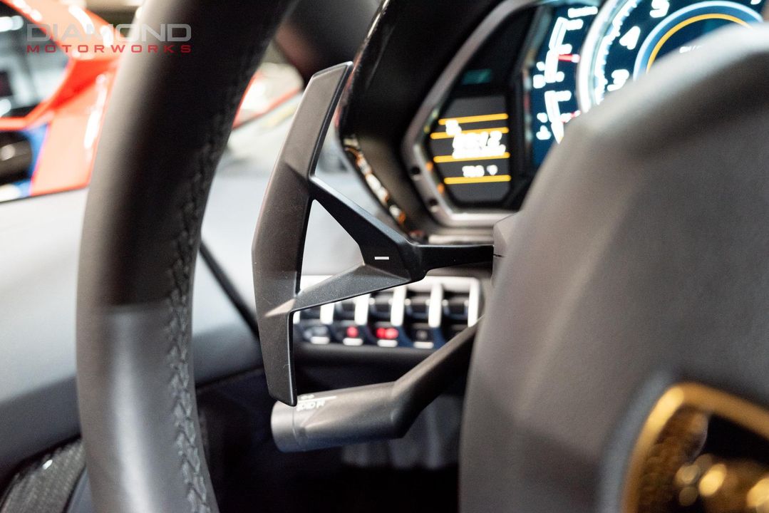 2017 Lamborghini Aventador