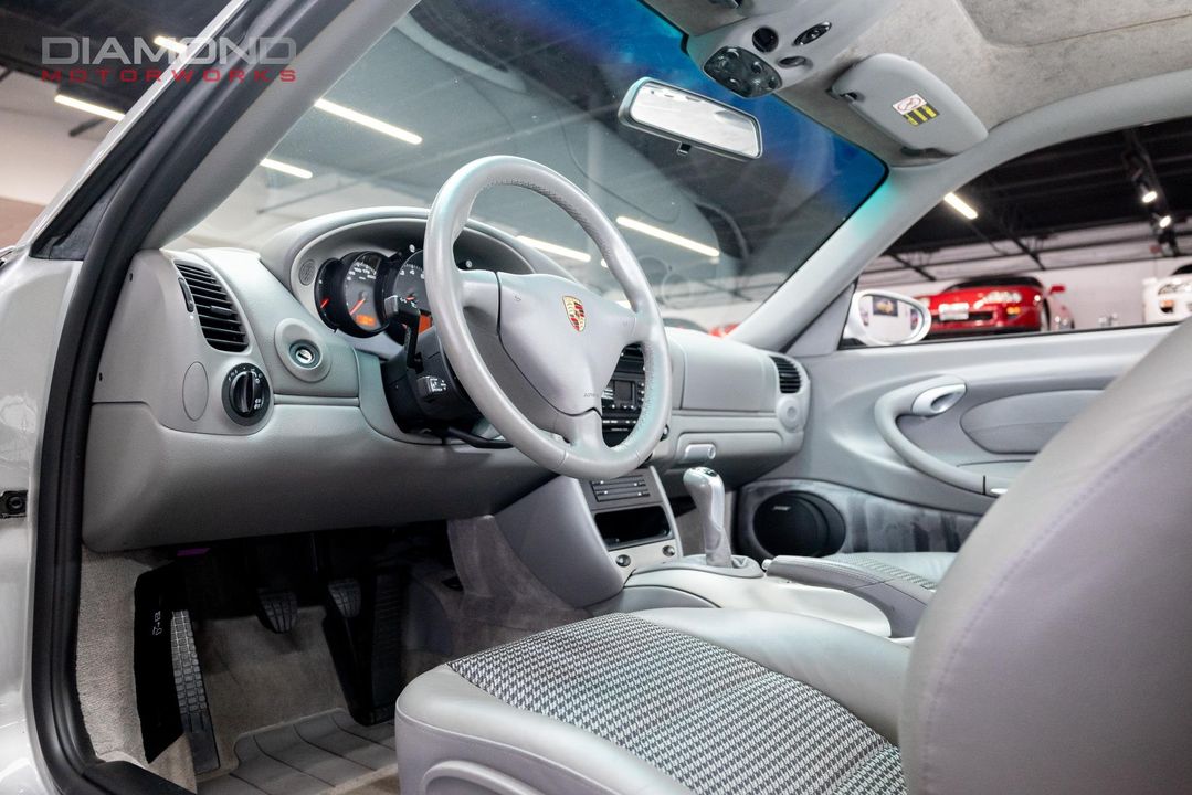 2004 Porsche 911