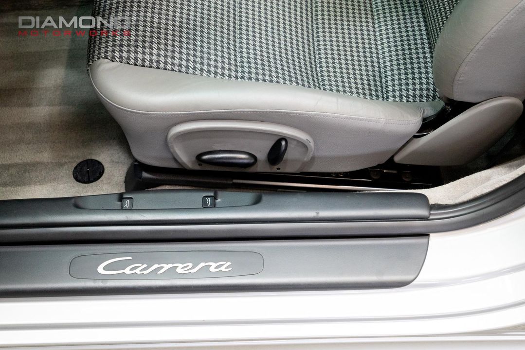 2004 Porsche 911