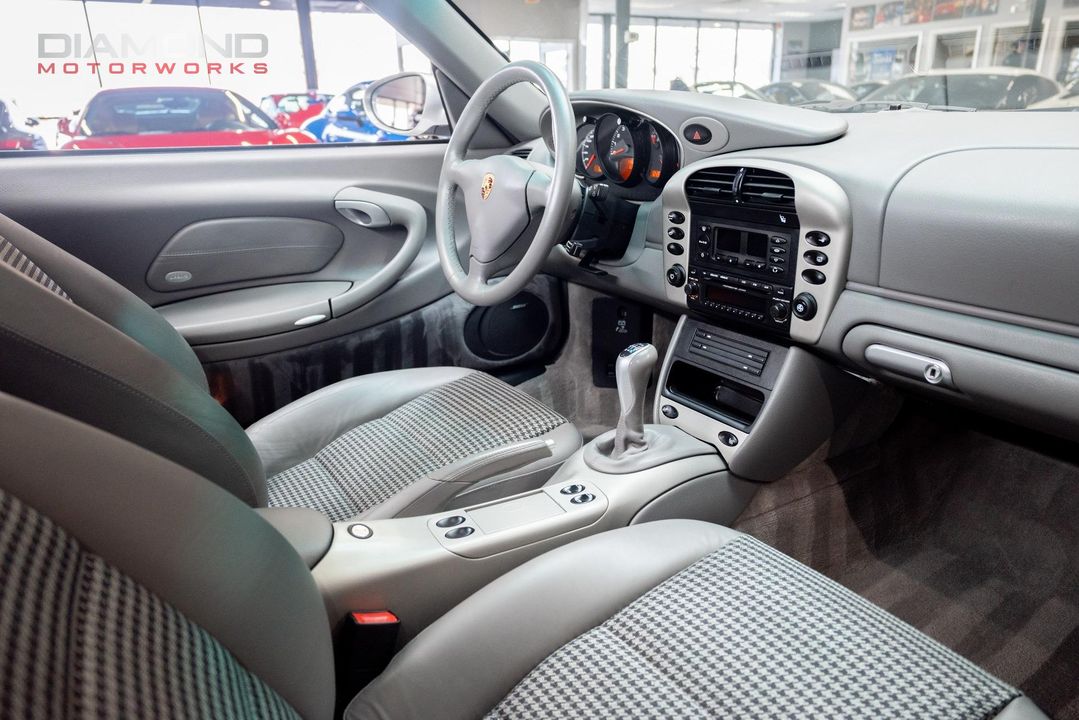 2004 Porsche 911