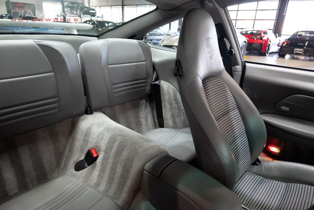 2004 Porsche 911