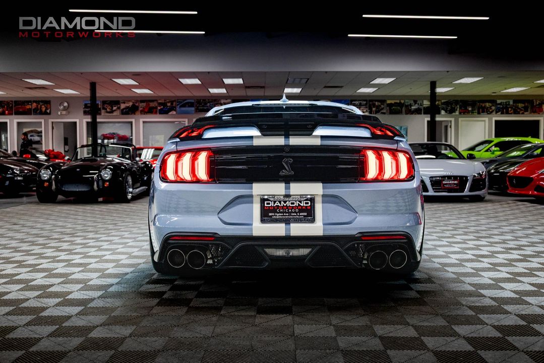 2022 Ford Mustang